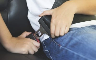 ¿Es obligatorio llevar cinturón en un taxi?